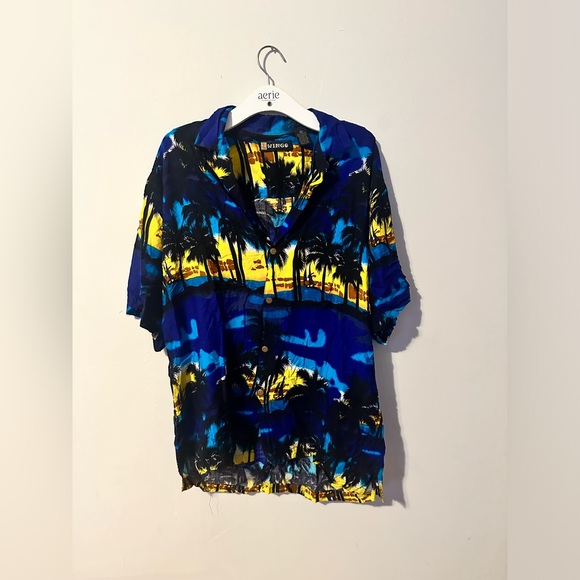 Men’s vacation button up polo - Picture 3 of 4